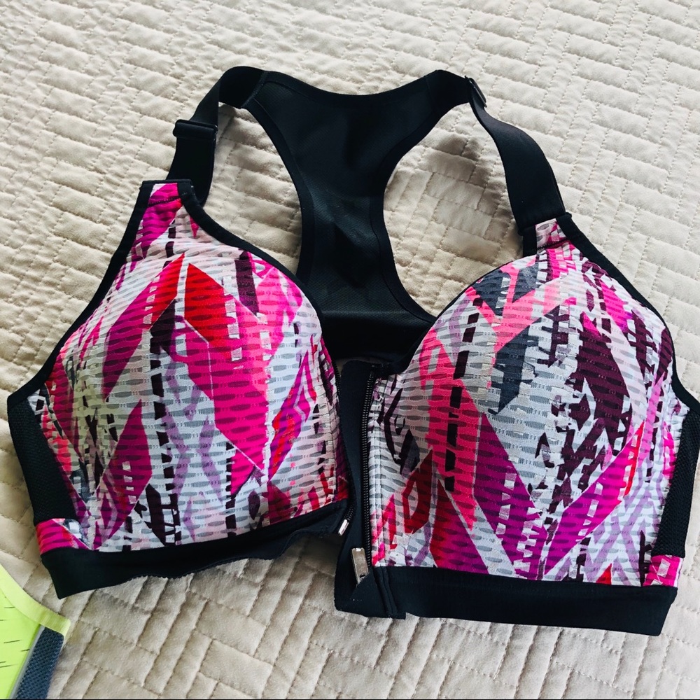 Victoria’s secret sports bra 36C